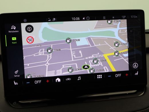 Skoda Enyaq iV 80 Founders Edition Black 204 Pk | 360° Camera | Panorama Dak | Trekhaak | Carplay | Full LED | E... ActivLease financial lease