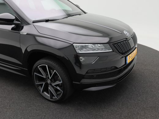 Skoda Karoq 1.5 TSi 150 Pk Automaat Sportline Business | Adaptive Cruise | Climate Control | Keyless | Stoelv... ActivLease financial lease