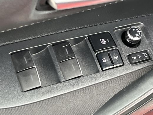 Toyota Corolla Touring Sports 2.0 Hybrid Dynamic | Trekhaak | Dode hoek waarschuwing | Parkeersensoren | Carplay | ActivLease financial lease