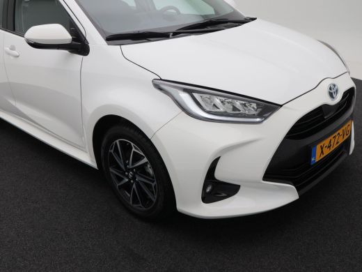 Toyota Yaris 1.5 Hybrid 115 Pk Automaat Dynamic | 16 inch velgen | Cruise Control | Stoelverwarming | Climate ... ActivLease financial lease