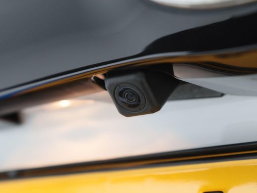 Toyota Yaris 1.5 Hybrid 115 Pk Automaat Dynamic | 16 inch velgen | Cruise Control | Stoelverwarming | Climate ... ActivLease financial lease