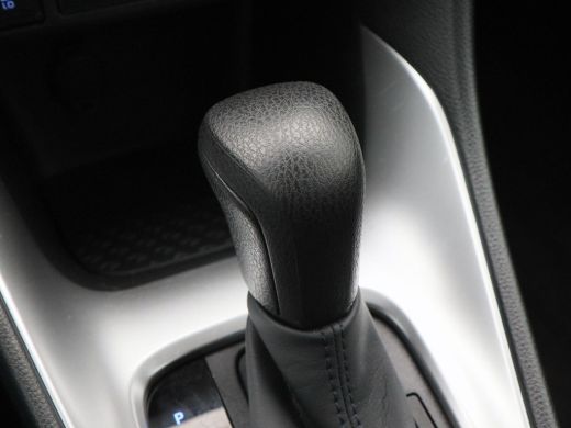 Toyota Yaris 1.5 Hybrid 115 Pk Automaat Dynamic | 16 inch velgen | Cruise Control | Stoelverwarming | Climate ... ActivLease financial lease