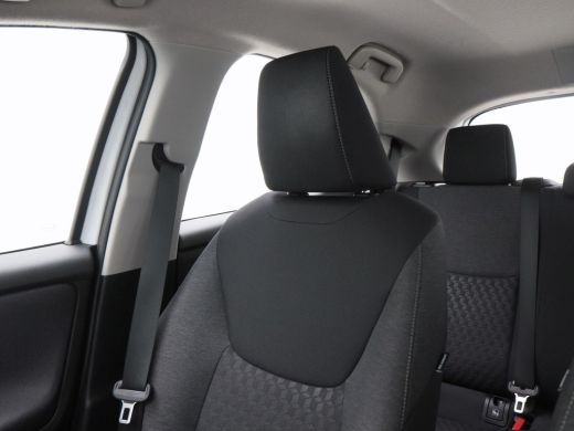 Toyota Yaris 1.5 Hybrid 115 Pk Automaat Dynamic | 16 inch velgen | Cruise Control | Stoelverwarming | Climate ... ActivLease financial lease