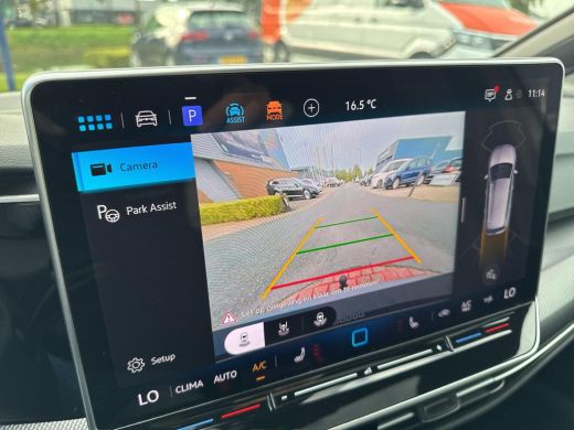 Volkswagen Golf 1.5 eTSI R-Line Edition | 150 pk | Pano Dak | Trekhaak | Head Up | Automaat | ActivLease financial lease