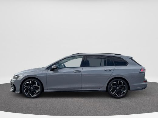 Volkswagen Golf 1.5 eTSI R-Line Edition | 150 pk | Pano Dak | Trekhaak | Head Up | Automaat | ActivLease financial lease