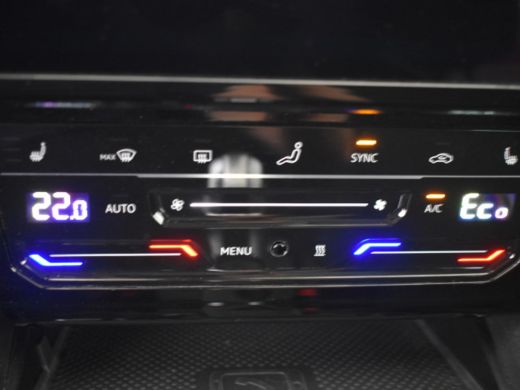 Volkswagen Passat Variant 1.4 TSI PHEV GTE Business 218pk | Panorama dak | Privacy glass | Navigatie | App connect ... ActivLease financial lease