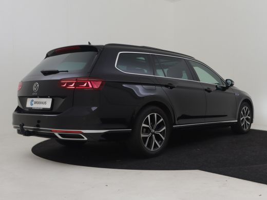 Volkswagen Passat Variant GTE Business 218pk | Trekhaak | Matrix koplampen | Park assist | Panorama dak  | Cameraa ... ActivLease financial lease
