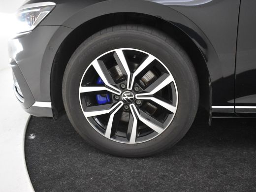 Volkswagen Passat Variant GTE Business 218pk | Trekhaak | Matrix koplampen | Park assist | Panorama dak  | Cameraa ... ActivLease financial lease