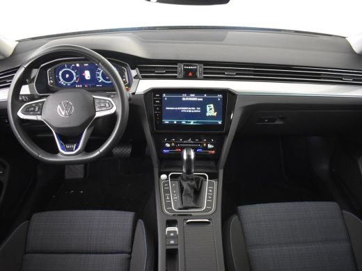 Volkswagen Passat Variant GTE Business 218pk | Trekhaak | Matrix koplampen | Park assist | Panorama dak  | Cameraa ... ActivLease financial lease