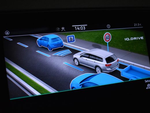 Volkswagen Passat Variant GTE Business 218pk | Trekhaak | Matrix koplampen | Park assist | Panorama dak  | Cameraa ... ActivLease financial lease