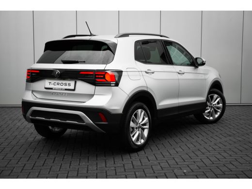 Volkswagen T-Cross Life Edition | 'App-Connect' draadloze smartphone integratie | Automatische afstandsregeling (Ada... ActivLease financial lease