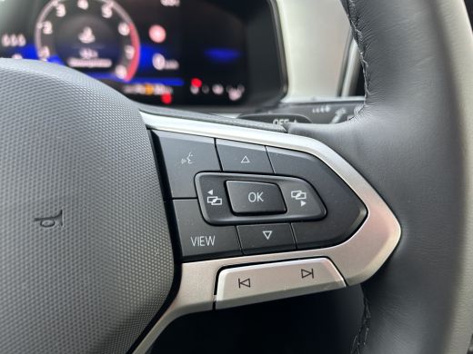 Volkswagen T-Roc Life Edition 1.5 TSI 110 kW / 150 PK SUV 7 versn. DSG | Uit voorraad leverbaar ! Multimedia pakke... ActivLease financial lease