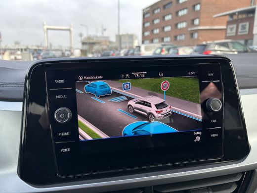 Volkswagen T-Roc Life Edition 1.5 TSI 110 kW / 150 PK SUV 7 versn. DSG | Uit voorraad leverbaar | Multimediapakket... ActivLease financial lease