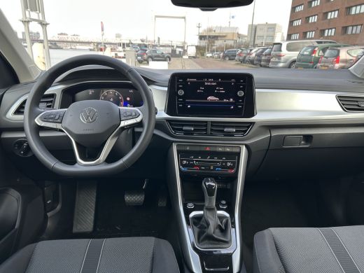 Volkswagen T-Roc Life Edition 1.5 TSI 150 PK 7 versn. DSG | Uit voorraad leverbaar |Multimediapakket | Airconditio... ActivLease financial lease