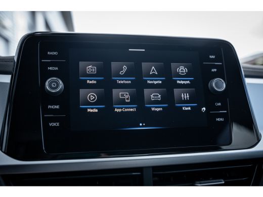 Volkswagen T-Roc Life Edition | Achteruitrijcamera (Rear View) | Automatische afstandsregeling (Adaptive Cruise Co... ActivLease financial lease