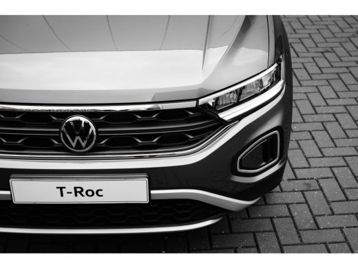 Volkswagen T-Roc Life Edition | 'App-Connect' draadloze smartphone integratie | 'App-Connect' smartphone integrati... ActivLease financial lease