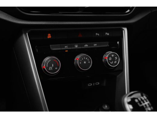 Volkswagen T-Roc Life Edition | 'App-Connect' draadloze smartphone integratie | 'App-Connect' smartphone integrati... ActivLease financial lease