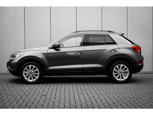 Volkswagen T-Roc Life Edition | 'App-Connect' draadloze smartphone integratie | 'App-Connect' smartphone integrati... ActivLease financial lease