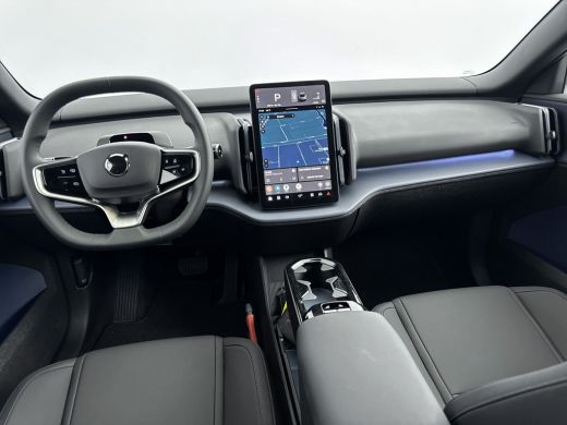 Volvo  EX30 Single Motor Extended Range Plus 69 kWh | Adaptive Cruiscontrol | Extra getint glas | PDC+Camera ... ActivLease financial lease