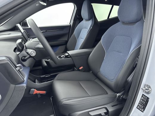 Volvo  EX30 Single Motor Extended Range Plus 69 kWh | Adaptive Cruiscontrol | Extra getint glas | PDC+Camera ... ActivLease financial lease