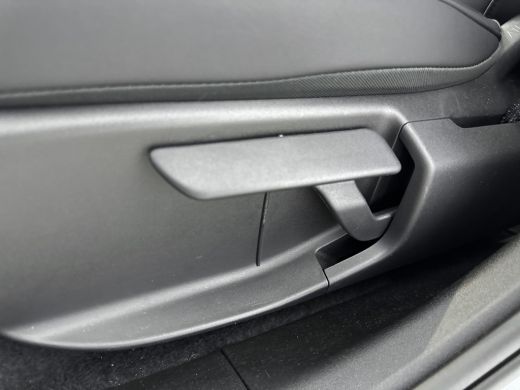 Volvo  EX30 Single Motor Extended Range Plus 69 kWh | Adaptive Cruiscontrol | Extra getint glas | PDC+Camera ... ActivLease financial lease