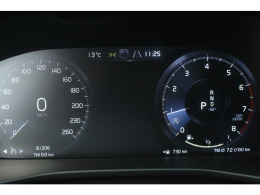 Volvo  XC40 1.5 T2 Momentum Core Aut. | Trekhaak | Climate & Cruise C. | Camera | CarPlay | LED | 17" LMV| PD... ActivLease financial lease