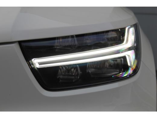 Volvo  XC40 1.5 T2 Momentum Core Aut. | Trekhaak | Climate & Cruise C. | Camera | CarPlay | LED | 17" LMV| PD... ActivLease financial lease