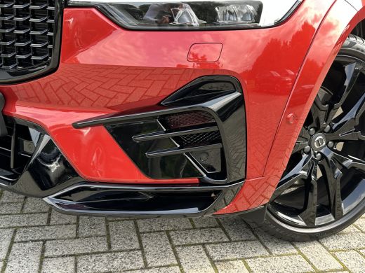 Volvo  XC60 2.0 T8 Plug-in hybrid AWD Ultra Dark Heico Sportiv | Actief Sportuitlaatsysteem | Luchtvering | H... ActivLease financial lease
