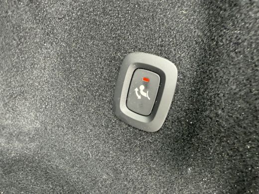 Volvo  XC60 T6 Plug-in hybrid AWD Plus Dark | Trekhaak | 360 Camera | Panoramadak | Elektrische Voorstoelen v... ActivLease financial lease