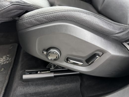 Volvo  XC60 T6 Recharge Plus Dark | Panoramadak | 360 Camera | Elektrisch verst. stoelen | Adaptieve cruise |... ActivLease financial lease