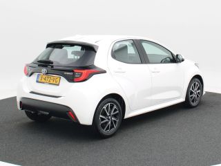 Toyota Yaris 1.5 Hybrid 115 Pk Automaat Dynamic | 16 inch velgen | Cruise Control | Stoelverwarming | Climate ...