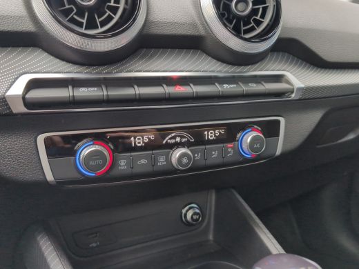 Audi Q2 35 TFSI S Line | 2x S-Line | Virtual Cockpit | Adap. Cruise | Matrix LED ActivLease financial lease