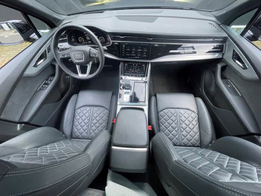 Audi Q7 60 TFSI e Quattro Competition ActivLease financial lease