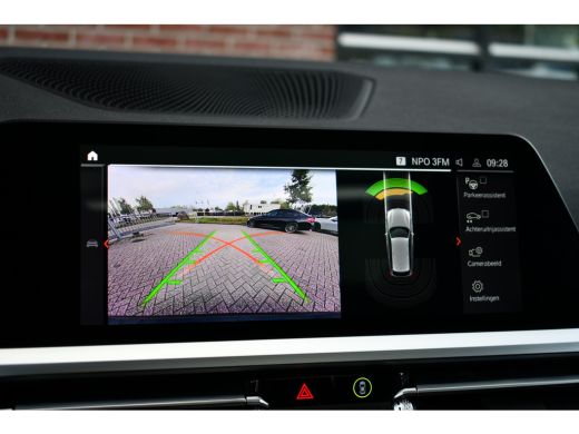 BMW 3 Serie Touring 330e M-Sport Pano HUD El-zetels laser-LED Camera ActivLease financial lease