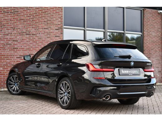 BMW 3 Serie Touring 330e M-Sport Pano HUD El-zetels laser-LED Camera ActivLease financial lease
