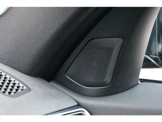 BMW 3 Serie Touring 330e M-Sport Pano HUD El-zetels laser-LED Camera ActivLease financial lease