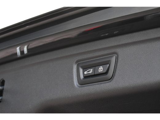 BMW 3 Serie Touring 330e M-Sport Pano HUD El-zetels laser-LED Camera ActivLease financial lease