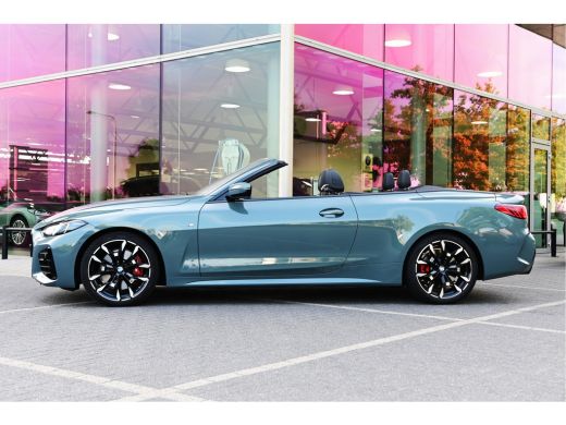 BMW 4 Serie 430i xDrive M Sport Automaat / Achteruitrijcamera / Comfort Access / Adaptieve LED / M Sport onde... ActivLease financial lease