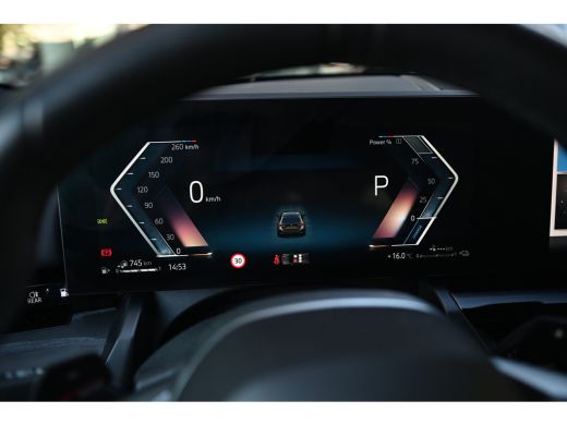 BMW 5 Serie Touring 530e M Sport Automaat / Trekhaak / Active Cruise Control / Achteruitrijcamera / M Sport o... ActivLease financial lease