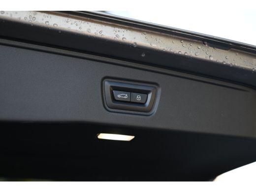 BMW 5 Serie Touring 530e M Sport Automaat / Trekhaak / Active Cruise Control / Achteruitrijcamera / M Sport o... ActivLease financial lease