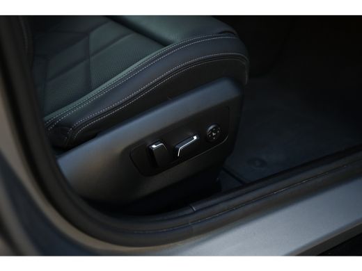 BMW 5 Serie Touring 530e M Sport Automaat / Trekhaak / Active Cruise Control / Achteruitrijcamera / M Sport o... ActivLease financial lease