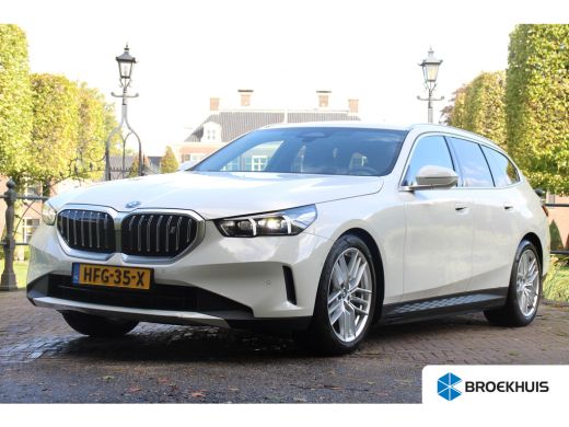 BMW i5 eDrive40 84kWh | ORIGINEEL NL! | B&W AUDIO | CAMERA | LUXE LEDER | STOELVERWARMING | DEALER OH!