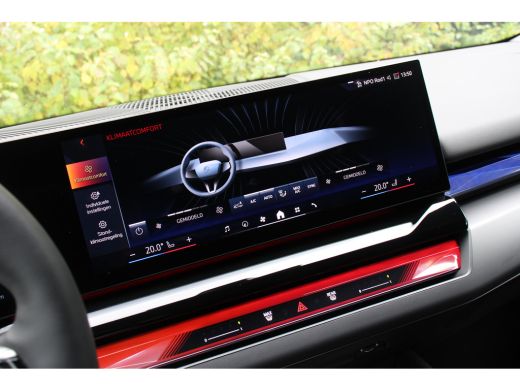 BMW i5 eDrive40 84kWh | ORIGINEEL NL! | B&W AUDIO | CAMERA | LUXE LEDER | STOELVERWARMING | DEALER OH! ActivLease financial lease