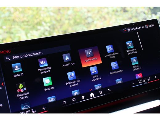 BMW i5 eDrive40 84kWh | ORIGINEEL NL! | B&W AUDIO | CAMERA | LUXE LEDER | STOELVERWARMING | DEALER OH! ActivLease financial lease