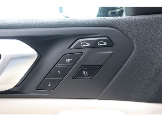 BMW X6 XDRIVE40I 333PK HIGH EXECUTIVE M-SPORT AUTOMAAT / NAVI / LEDER / LASER-LED / CLIMA / 21" LMV / KE... ActivLease financial lease