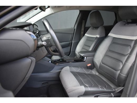 Citroën ë-C4 Shine 50 kWh 3 Fase | Navigatie | Achteruitrijcamera | Dodehoek-detectie | Adaptive Cruise | Stuu... ActivLease financial lease