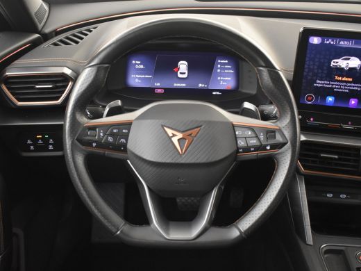 CUPRA Formentor e-Hybrid 204pk | Trekhaak | Camera achter | Dodehoekdectie | Park assist | Navigatie | App connec... ActivLease financial lease