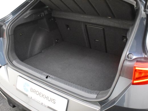 CUPRA Formentor e-Hybrid 204pk | Trekhaak | Camera achter | Dodehoekdectie | Park assist | Navigatie | App connec... ActivLease financial lease