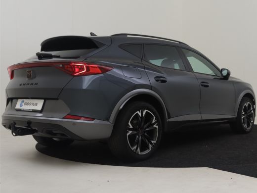 CUPRA Formentor e-Hybrid 204pk | Trekhaak | Camera achter | Dodehoekdectie | Park assist | Navigatie | App connec... ActivLease financial lease