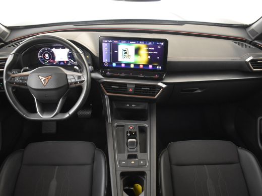 CUPRA Formentor e-Hybrid 204pk | Trekhaak | Camera achter | Dodehoekdectie | Park assist | Navigatie | App connec... ActivLease financial lease